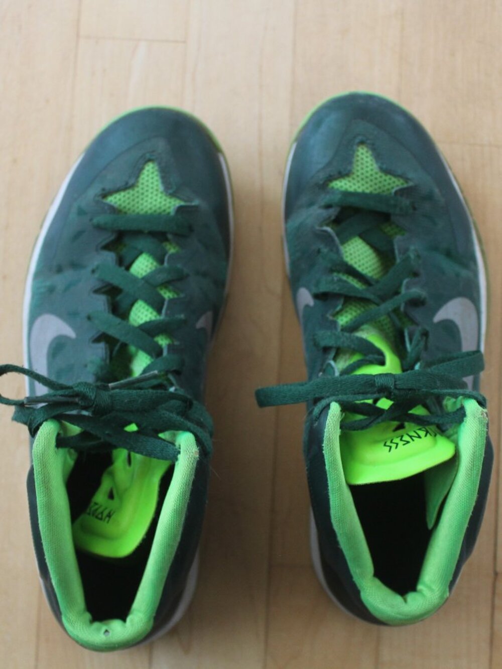 Nike Hyper Quickness Basketball Shoes Youth 6
